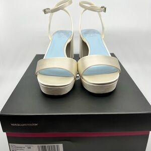 Vince Camuto VC-Pendreya Milk Satin Platform Heels 9M Ankle Strap New in Box